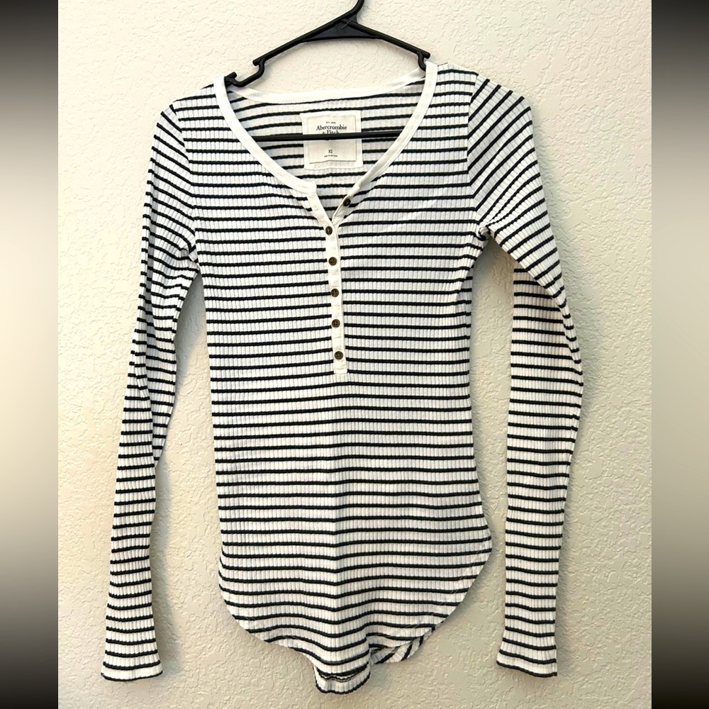 Abercrombie and Fitch top